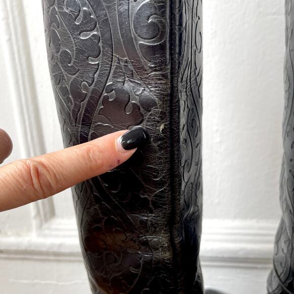 DKNY VTG 90s Embossed Leather Riding Boots Floral Motif Stacked Heel 7.5 Italy - Picture 10 of 11